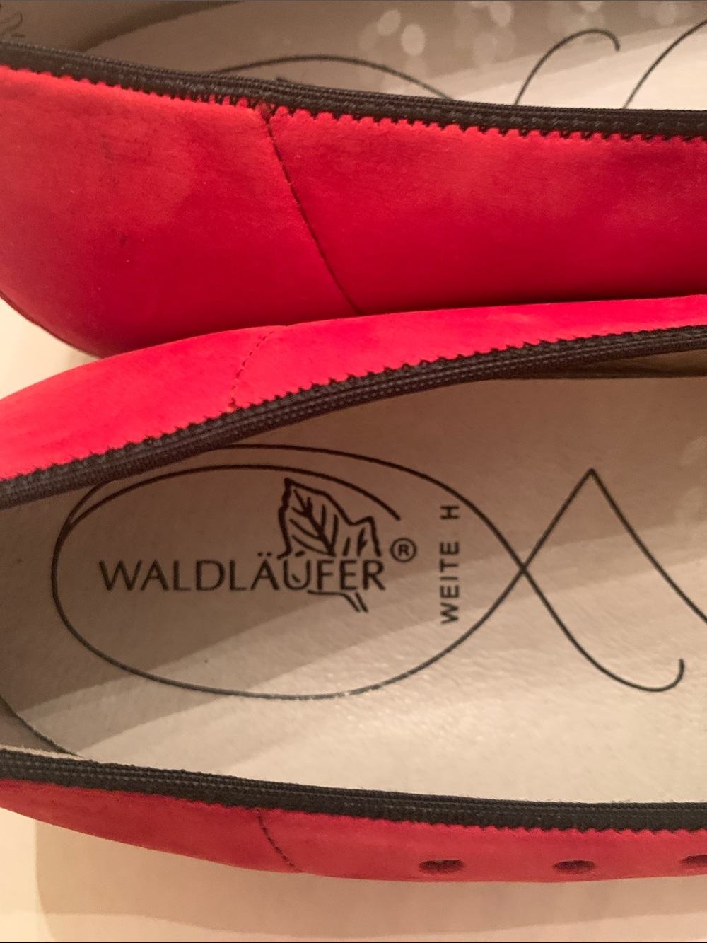VGUC Waldlaufer Hadya Red suede flats women size 8 - Picture 5 of 14